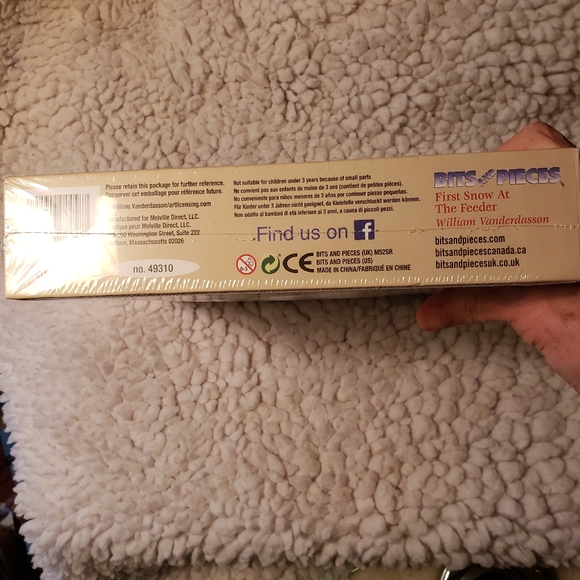 Bits n Pieces 500 pc Puzzle First Snow at the Feeder NIB - Picture 3 of 3